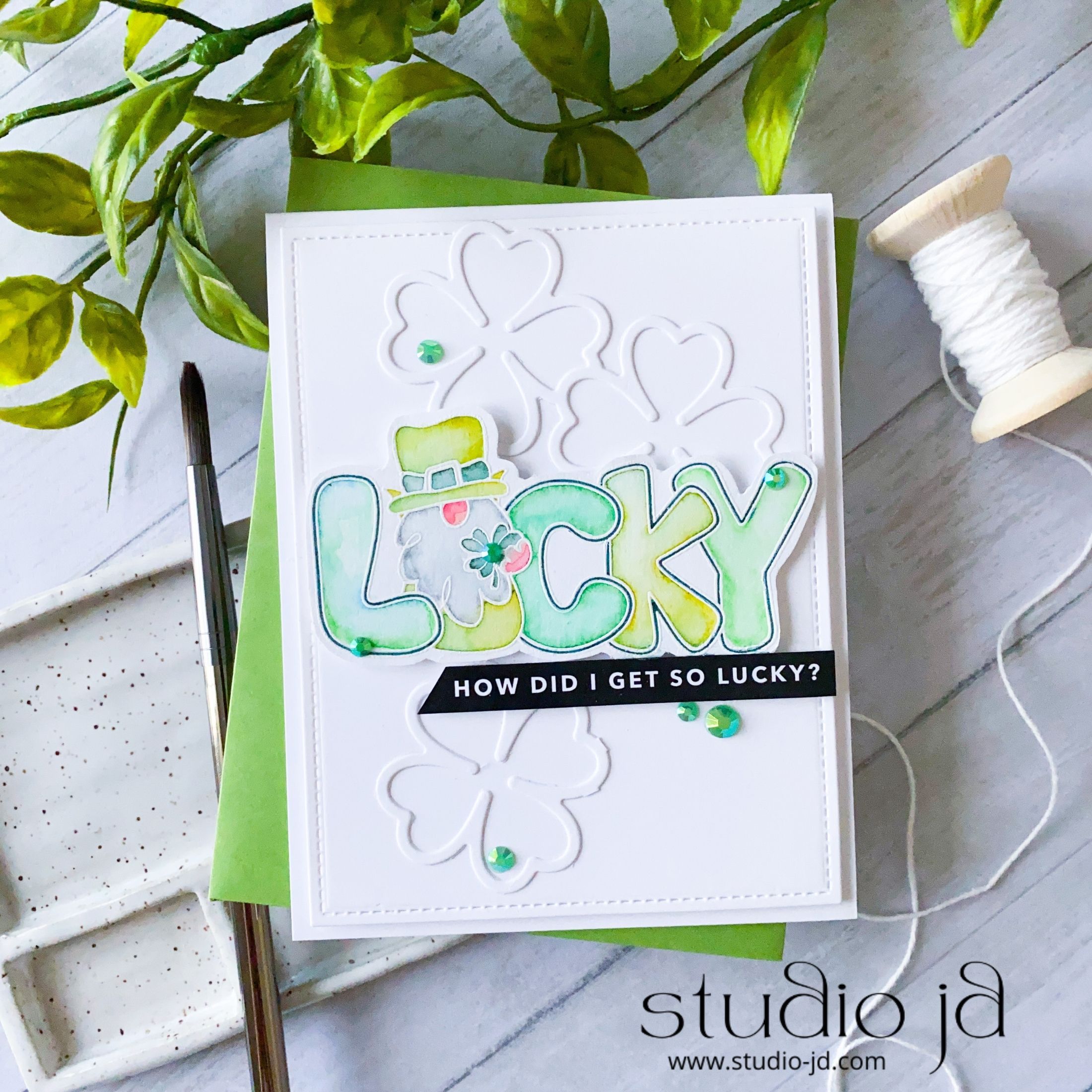 Lucky-2-2200-×-2200-px